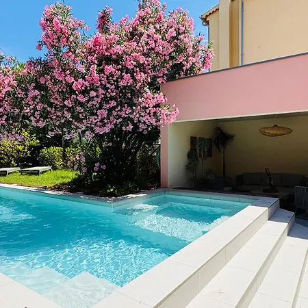 Marine Exceptional With Heated Pool Saint-Laurent-du-Var